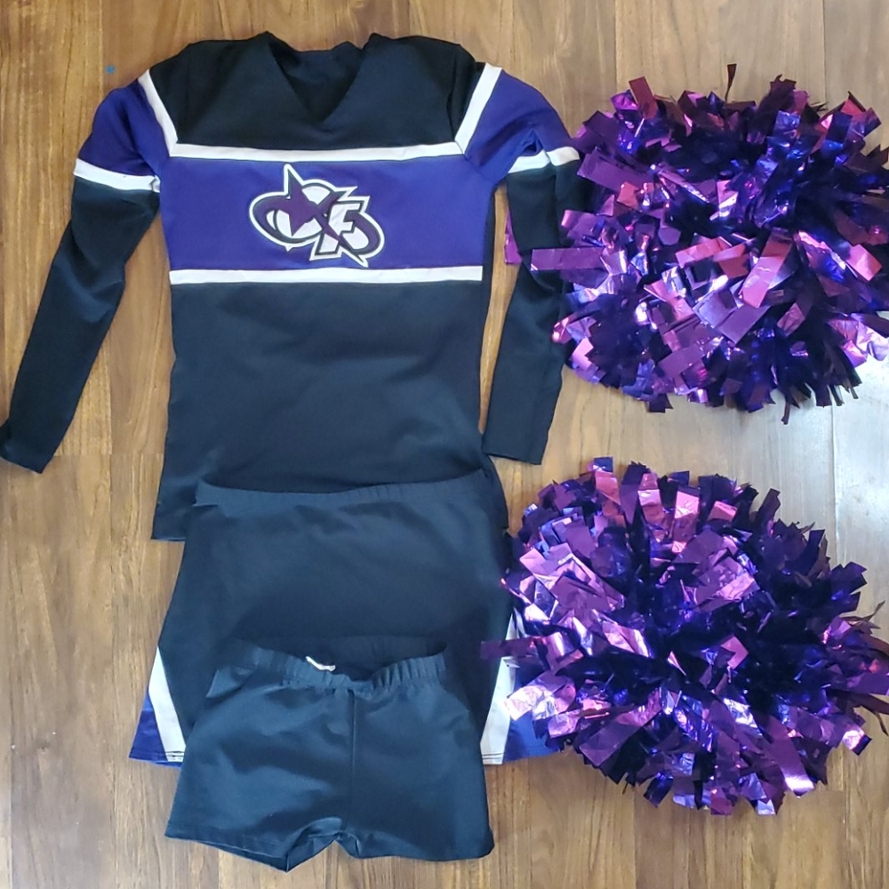 Cheerleading Outfit